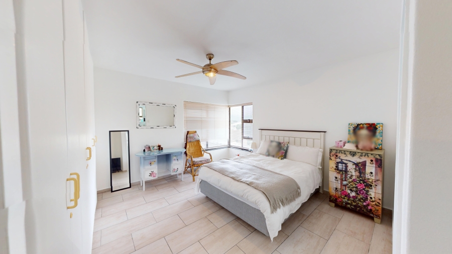 3 Bedroom Property for Sale in Strand North Western Cape